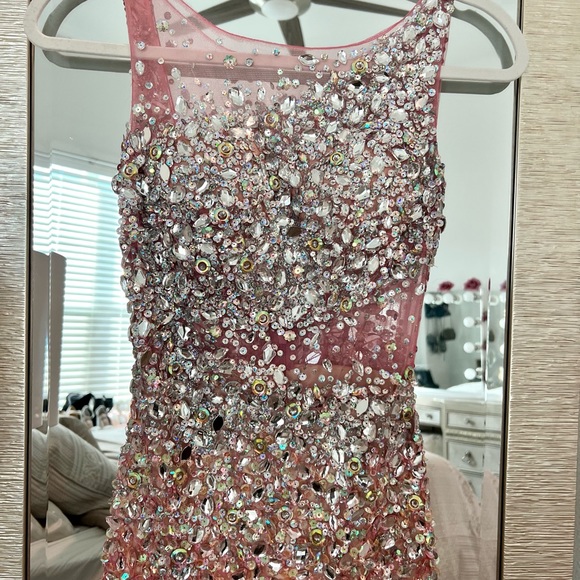 Camille La Vie beaded sequin dress - Picture 2 of 3